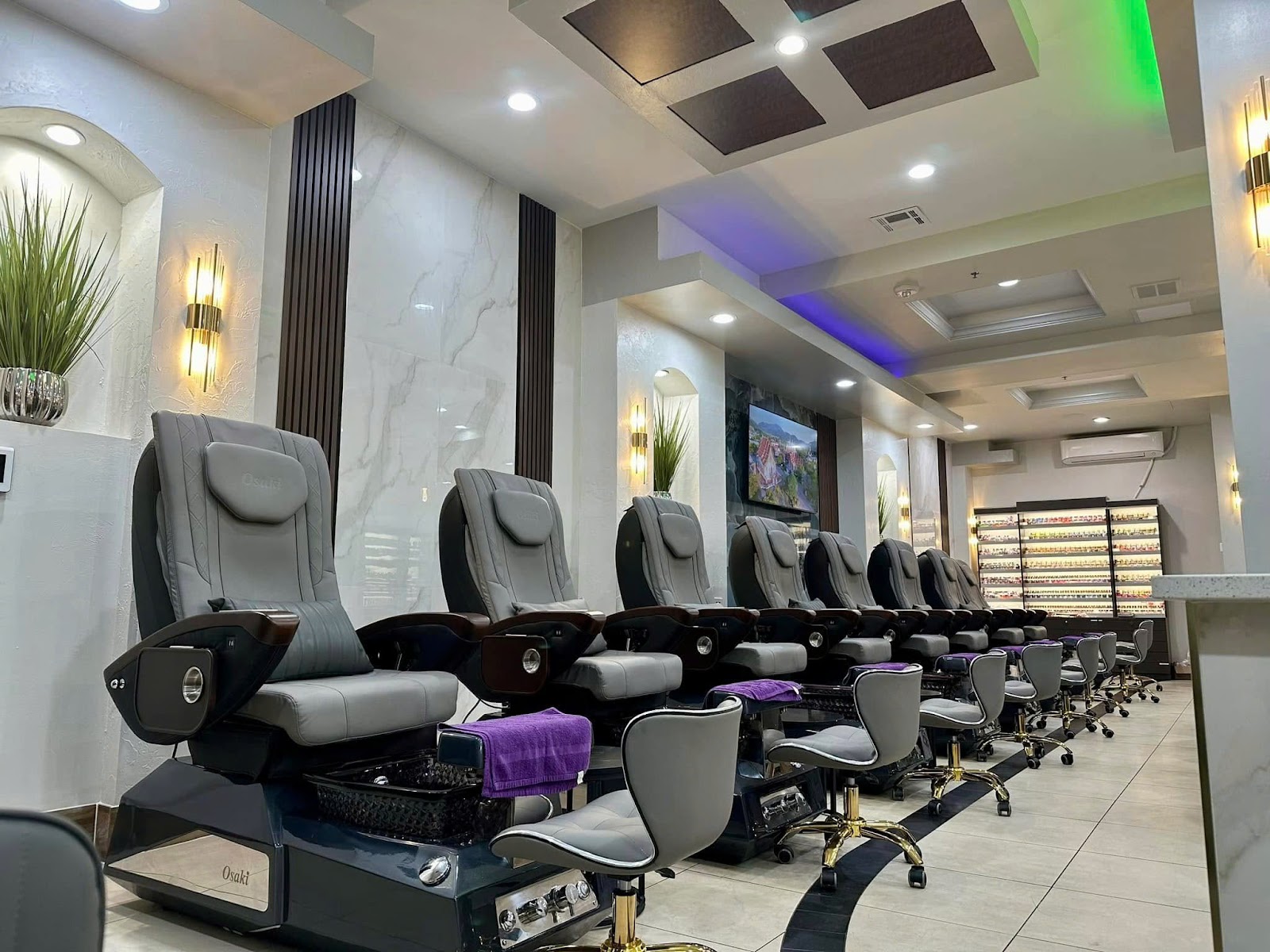 BeYOU Nail Bar nail work in Dallas, Texas